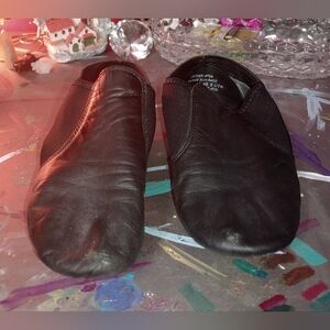 Women's Used Capeziox Jazz Shoes